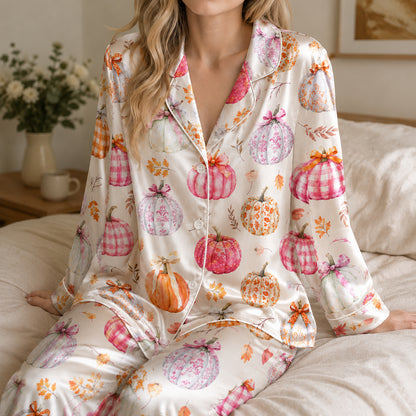 PJ-682-Whimsical Pumpkin Satin Pajamas, Playful Halloween Print Sleepwear, Soft Fall Lounge Set, Seasonal Gift