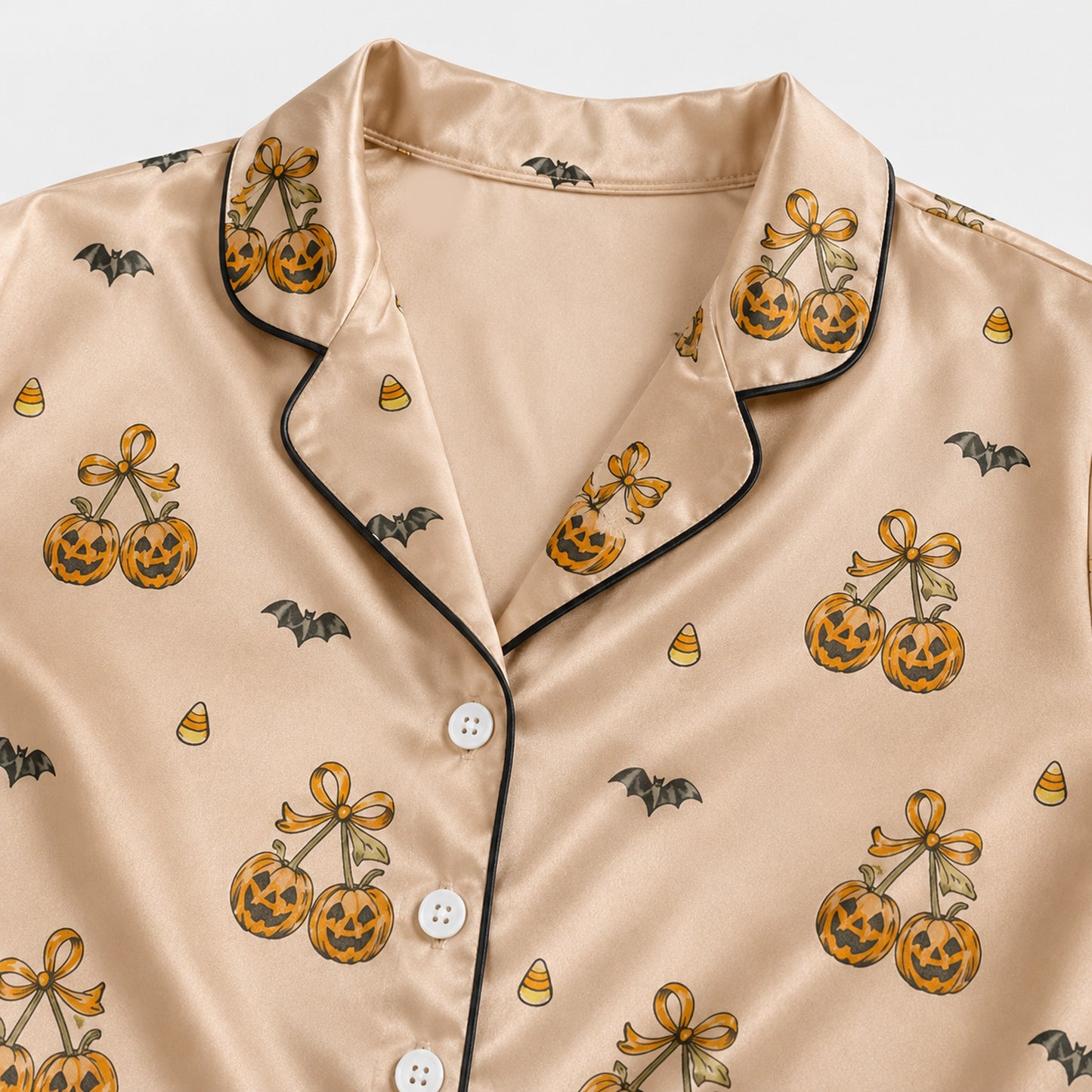 PJ-M307-Premium Fabric Halloween Pajama Set Showcasing A Variety Of Fun Seasonal Illustrations For A Relaxed Festive Aesthetic