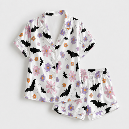 PJ-M338-Whimsical Halloween Pattern Pajama Set Adorned With Charming Bats And Floral Illustrations For A Fun Look