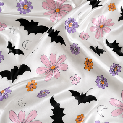 PJ-M338-Whimsical Halloween Pattern Pajama Set Adorned With Charming Bats And Floral Illustrations For A Fun Look